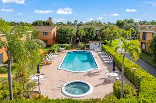50 SE 12th St, Boca Raton, FL 33432 - Photo 22
