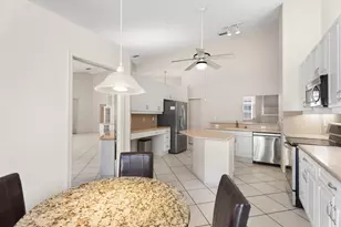 6938 Briarlake Cir, West Palm Beach, FL 33418 - Photo 10