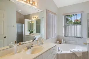 107 Saratoga Blvd E, West Palm Beach, FL 33411 - Photo 20