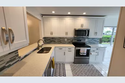 1101 SW 111th Terrace, Davie, FL 33324 - Photo 6