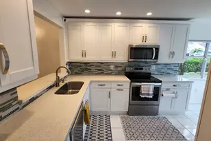 1101 SW 111th Terrace, Davie, FL 33324 - Photo 18