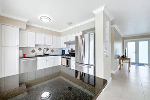 6803 Kingston Dr, Lake Worth, FL 33462 - Photo 4