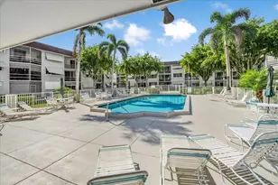 1040 SE 4th Ave, Deerfield Beach, FL 33441 - Photo 14