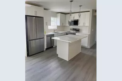 532 Brittany Lane #L, Delray Beach, FL 33446 - Photo 2