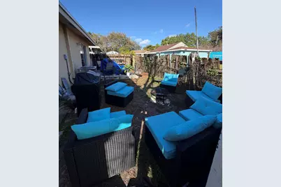 733 N 57th Avenue, Hollywood, FL 33021 - Photo 10
