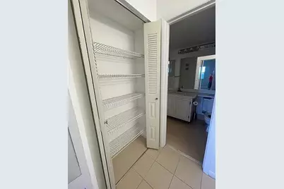 3001 W Rolling Hills Circle, Davie, FL 33328 - Photo 18