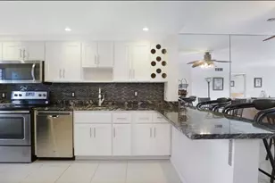 2601 NE 14th St, Pompano Beach, FL 33062 - Photo 2