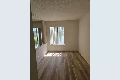 1108 Green Pine Boulevard #C2, West Palm Beach, FL 33409 - Photo 8