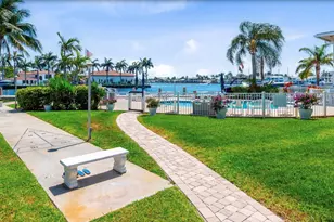 3216 SE 12th St, Pompano Beach, FL 33062 - Photo 16