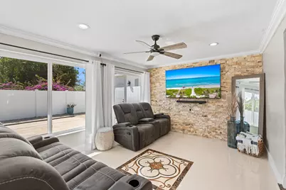 800 NE 8th Street, Pompano Beach, FL 33060 - Photo 28