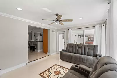 800 NE 8th Street, Pompano Beach, FL 33060 - Photo 12