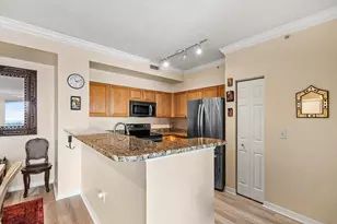 616 Clearwater Park Rd, West Palm Beach, FL 33401 - Photo 6