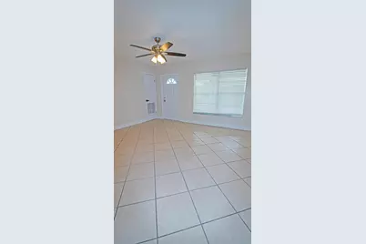 8755 SE Hobe Ridge Avenue, Hobe Sound, FL 33455 - Photo 4