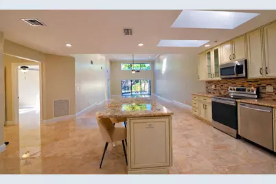 9044 Villa Portofino Circle, Boca Raton, FL 33496 - Photo 2