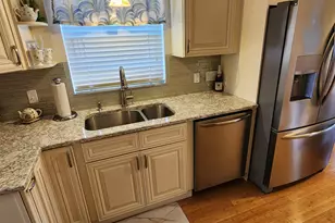 667 Ponytail Ln, Fort Pierce, FL 34982 - Photo 4