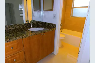 877 Twin Lakes Drive #G, Coral Springs, FL 33071 - Photo 16