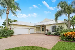 152 NW Magnolia Lakes Blvd, Port Saint Lucie, FL 34986 - Photo 2