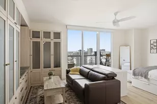 50 Biscayne Blvd, Miami, FL 33132 - Photo 10