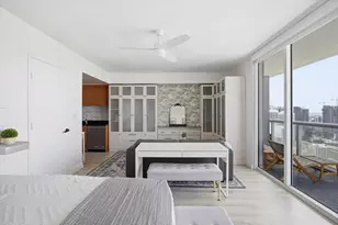 50 Biscayne Blvd, Miami, FL 33132 - Photo 6