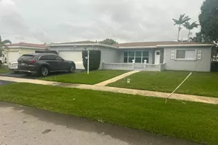 4680 NW 39th St, Lauderdale Lakes, FL 33319 - Photo 8