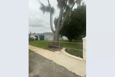 4680 NW 39th Street, Lauderdale Lakes, FL 33319 - Photo 22