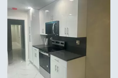 4680 NW 39th Street, Lauderdale Lakes, FL 33319 - Photo 18