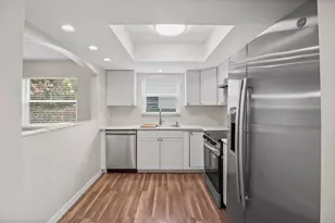 2950 SE Ocean Blvd, Stuart, FL 34996 - Photo 14