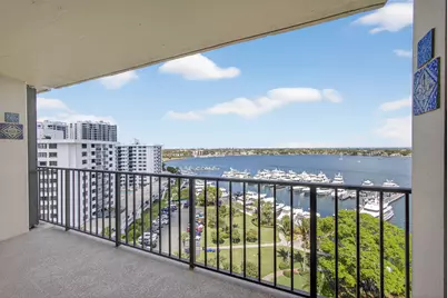 134 Lakeshore Drive #T13, North Palm Beach, FL 33408 - Photo 2