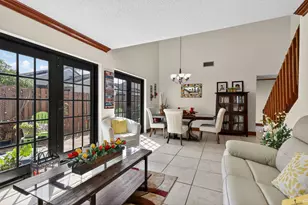 6171 NW 170th Ln, Hialeah, FL 33015 - Photo 8