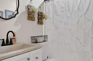 6171 NW 170th Ln, Hialeah, FL 33015 - Photo 28