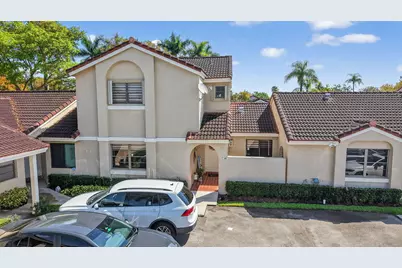 6171 NW 170th Lane, Hialeah, FL 33015 - Photo 32