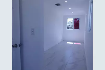 3025 NW 8th Avenue, Miami, FL 33127 - Photo 6