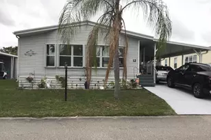 12 S Granada Ln, Port Saint Lucie, FL 34952 - Photo 2