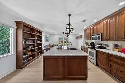 510 NE 8th Avenue, Fort Lauderdale, FL 33301 - Photo 4