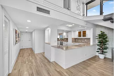 900 NE Spanish River Boulevard #7e, Boca Raton, FL 33431 - Photo 16