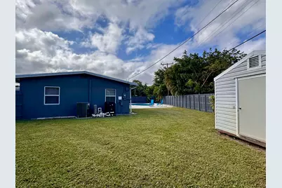 525 NE 27th Street, Wilton Manors, FL 33334 - Photo 12