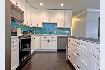 525 NE 27th Street, Wilton Manors, FL 33334 - Photo 14