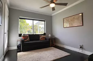 525 NE 27th St, Wilton Manors, FL 33334 - Photo 32
