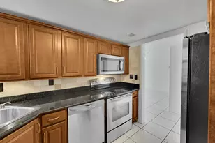 777 S Federal Hwy, Pompano Beach, FL 33062 - Photo 2