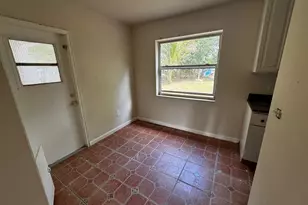 75 NW 84th St, Miami, FL 33150 - Photo 4