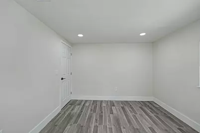 8229 NW 1st Place, Miami, FL 33150 - Photo 10