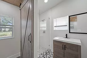 8229 NW 1st Pl, Miami, FL 33150 - Photo 20