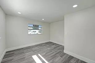 8229 NW 1st Pl, Miami, FL 33150 - Photo 14