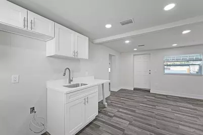 8229 NW 1st Place, Miami, FL 33150 - Photo 8