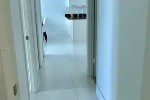 19390 Collins Ave, Sunny Isles Beach, FL 33160 - Photo 10