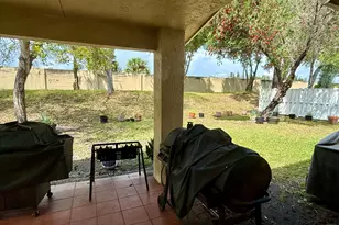 2401 NW 139th Ave, Sunrise, FL 33323 - Photo 18