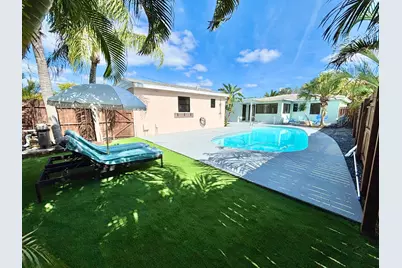 1121 N Ocean Breeze, Lake Worth Beach, FL 33460 - Photo 1