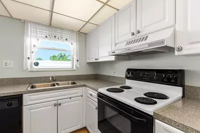 1100 Ponce De Leon Circle #N210, Vero Beach, FL 32960 - Photo 4