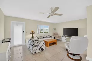 642 N Flanders N, Delray Beach, FL 33484 - Photo 4