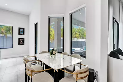 5663 W Brookfield Circle, Hollywood, FL 33312 - Photo 16